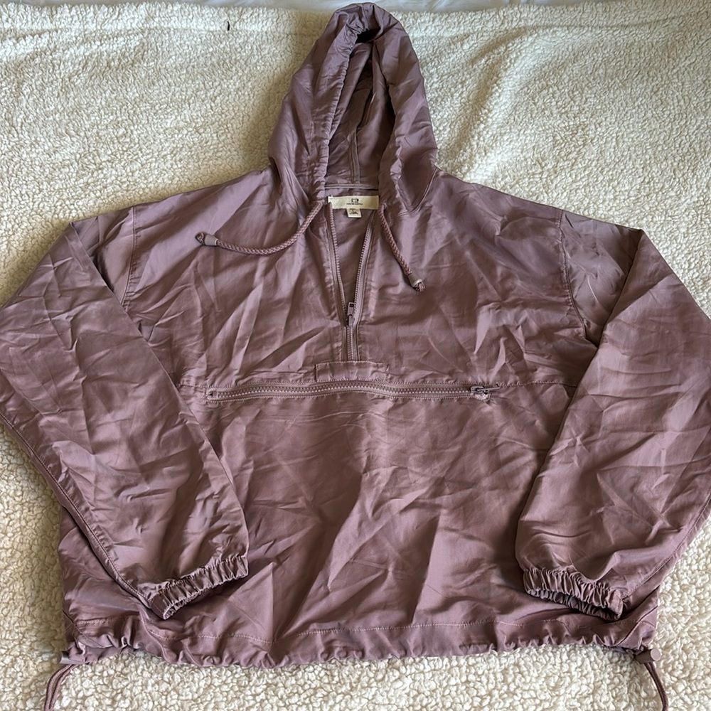 EUC dusty lavender quarter zip wind breaker